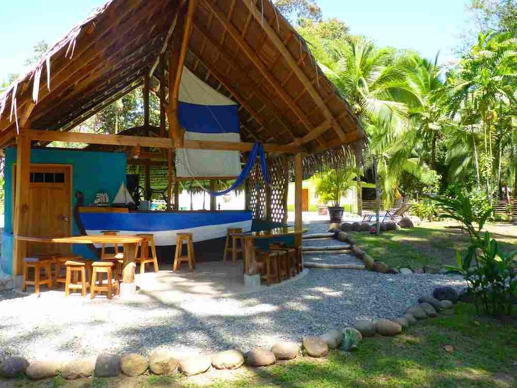 3 Bamboo Eco Lodge 卡维塔 外观 照片
