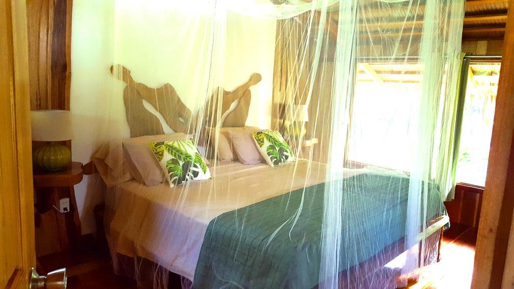 3 Bamboo Eco Lodge 卡维塔 外观 照片