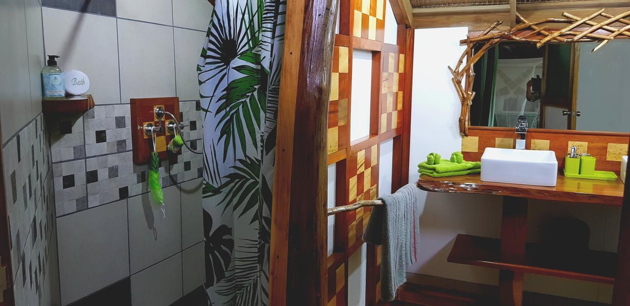 3 Bamboo Eco Lodge 卡维塔 外观 照片