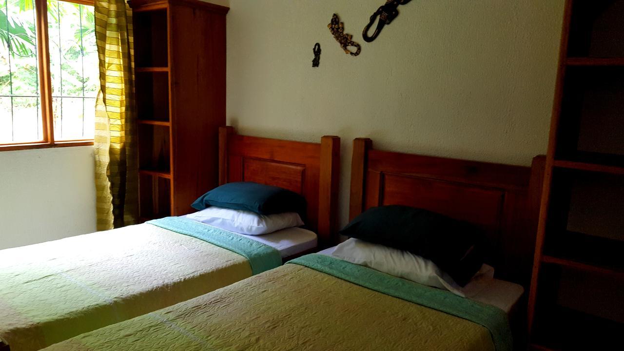 3 Bamboo Eco Lodge 卡维塔 外观 照片